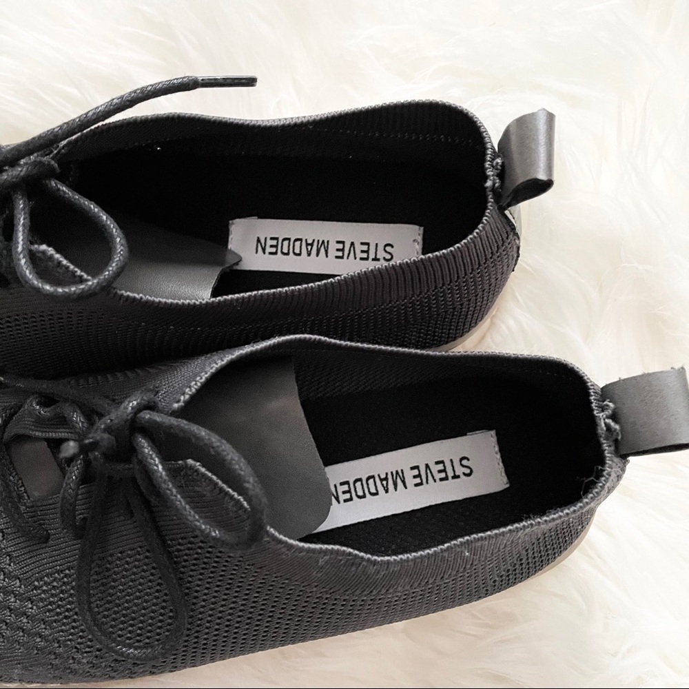 Steve Madden BMARK Grey Oxford Sneakers - Picture 5 of 5